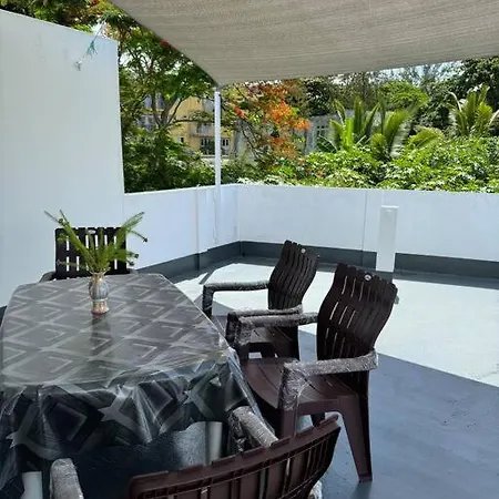 Les Voyageurs Appartement Grand-Baie Exterior photo